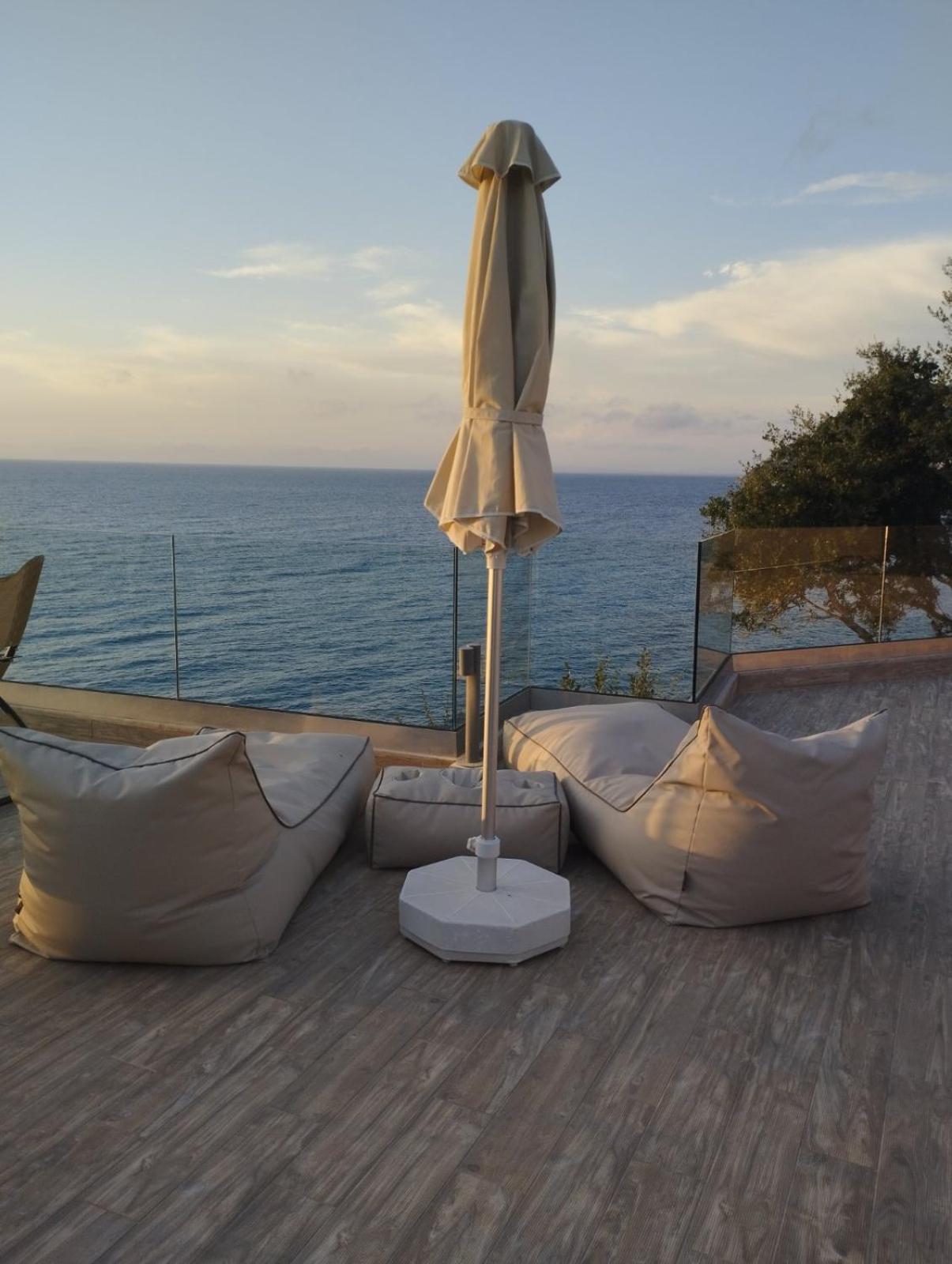 The Ionian View Aparthotel Áyios Nikítas Eksteriør bilde